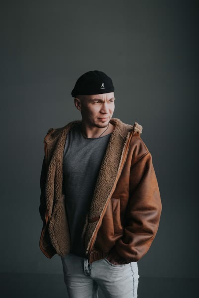 DMITRY VOYTSEKHOVSKY